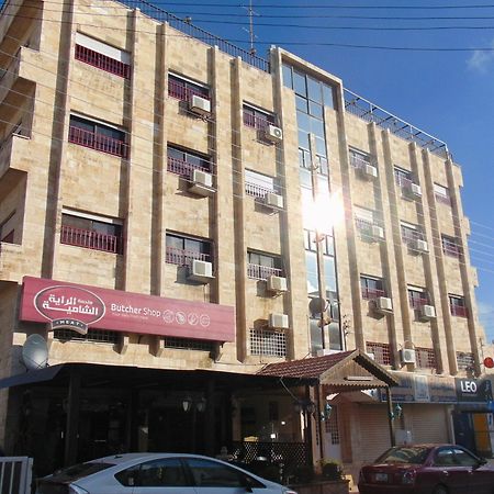Al-Nujoom Hotel Suites Amán Exterior foto